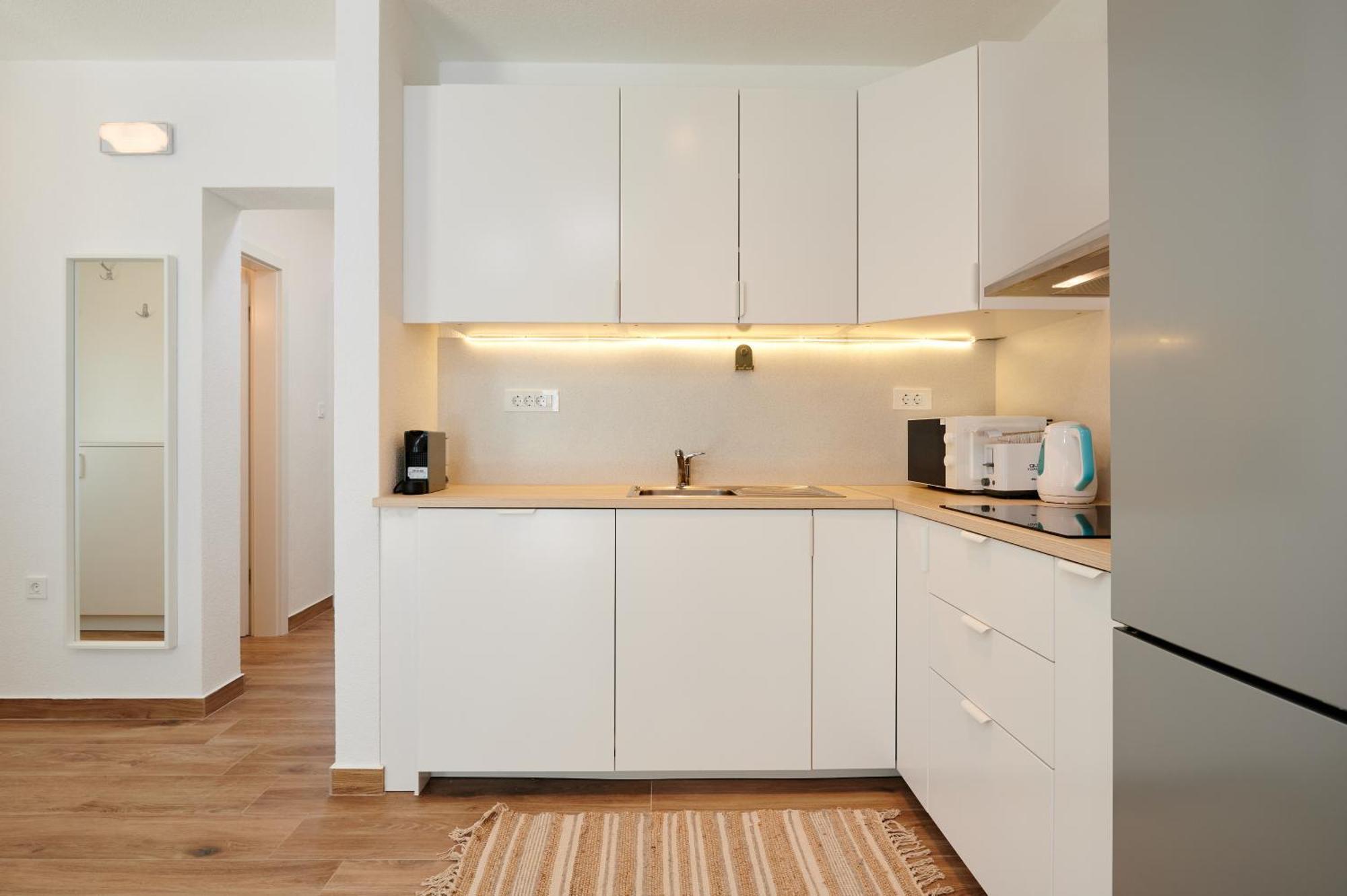 Nela & Sara - 2 Apartments With Heated Swimming Pool Seget Vranjica Ngoại thất bức ảnh